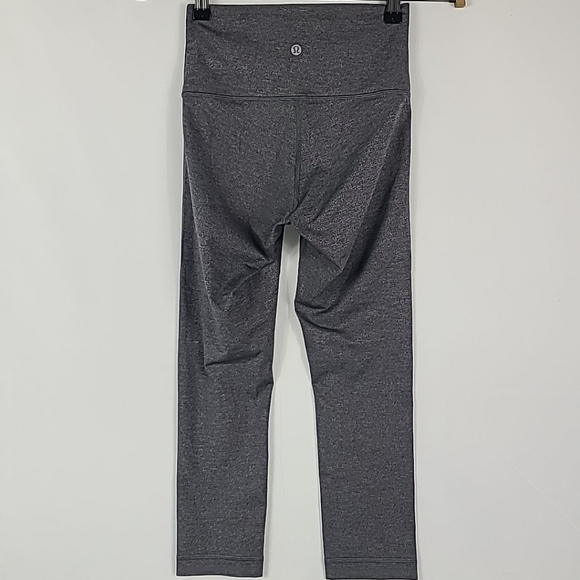 Lululemon Wunder Under Crop High-Rise Luxtreme 21" Grey Size 4 - Picture 3 of 6